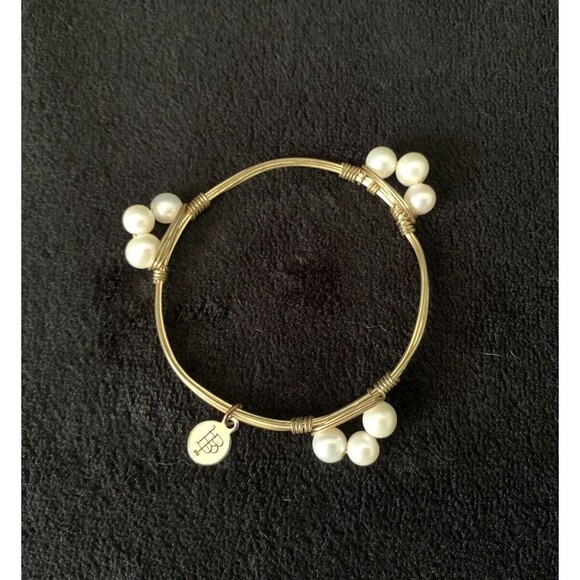 Bourbon And Boweties Goldtone Wire Wrap Faux Pearls Bangle Bracelet 7.5" - Picture 1 of 5